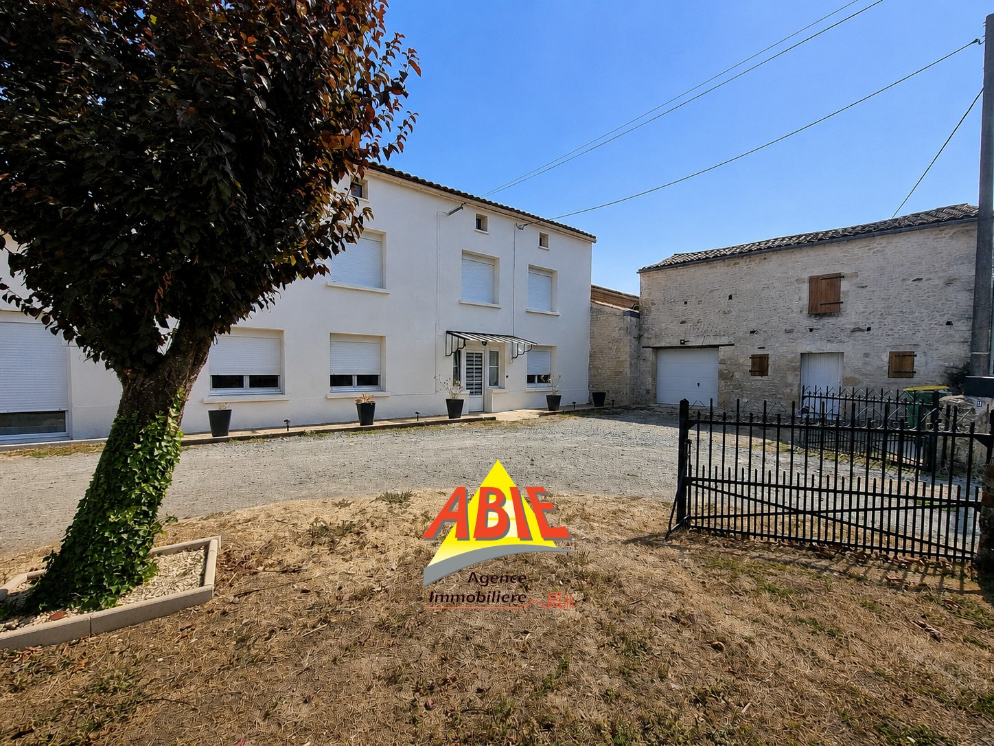 Maison en pierres Ardin - 168 m2 - terrain - 3 chambres