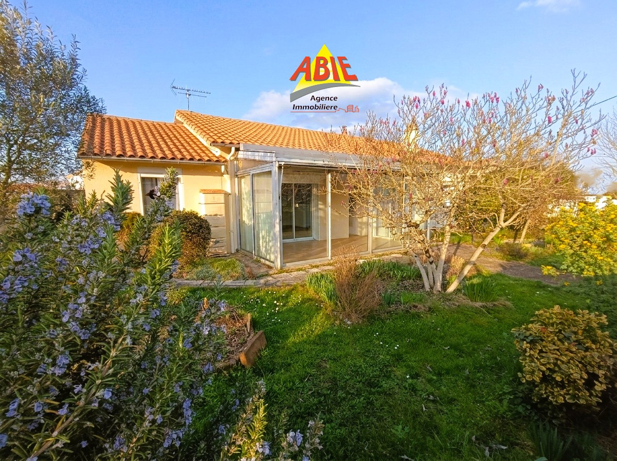 Maison de plain-pied avec jardin et garage Secteur recherc