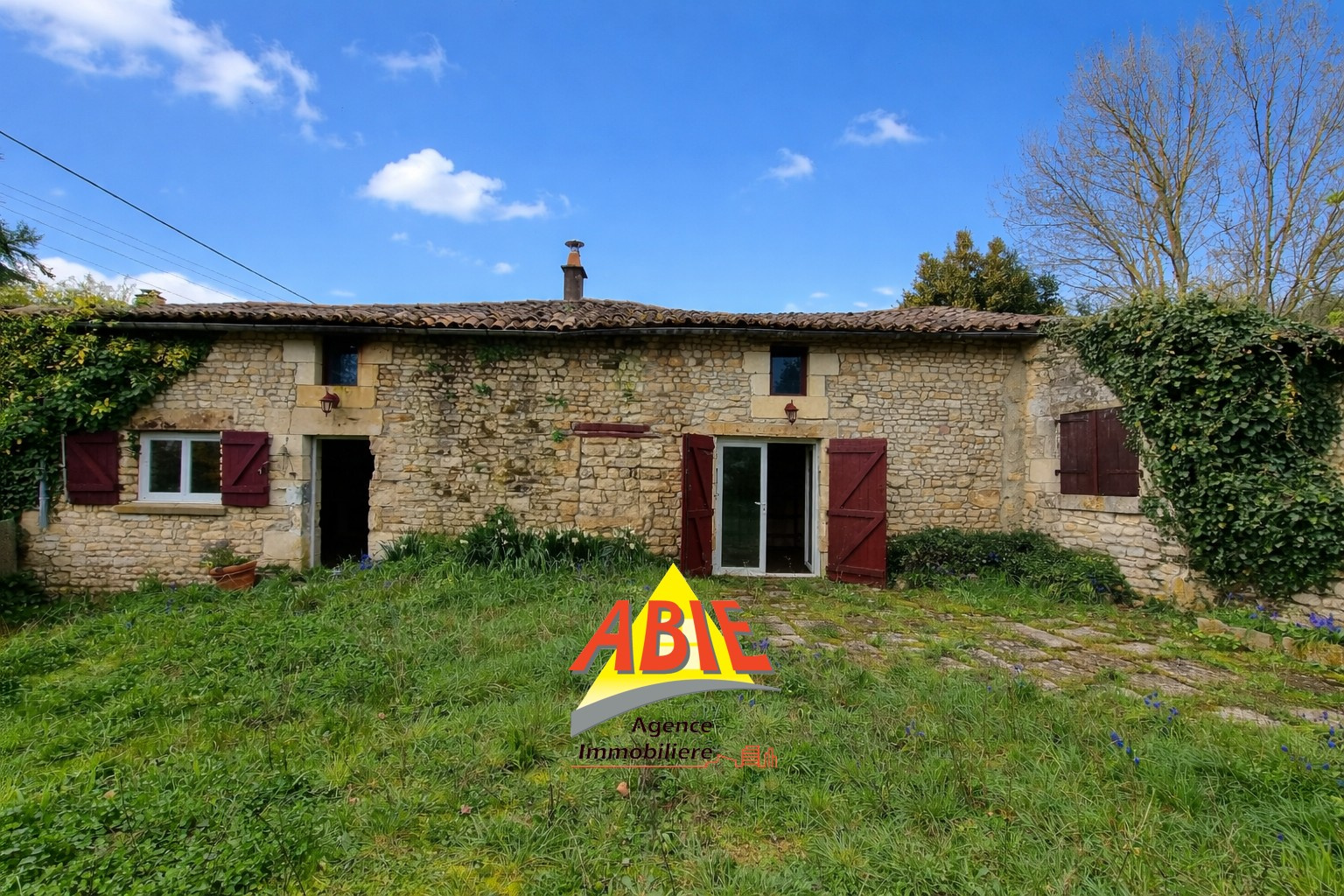 Maison à rénover SURIN 110m2